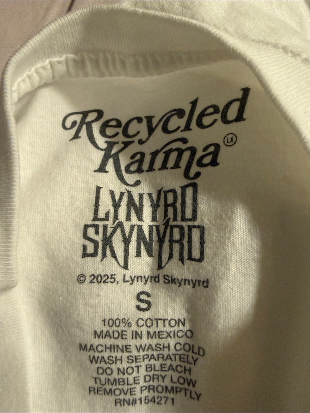 Recycled karma - Picture 4 of 4